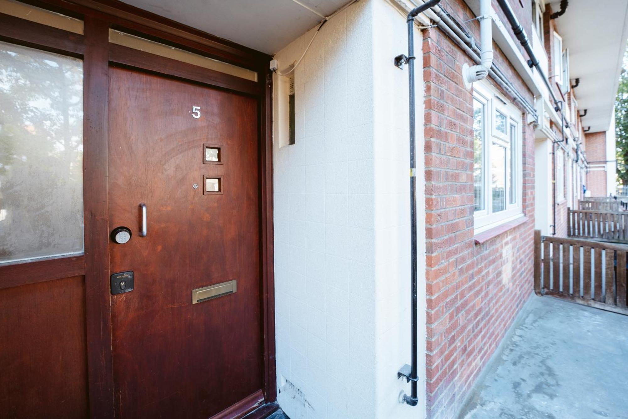 Deptford Bridge Double Rooms 伦敦 外观 照片