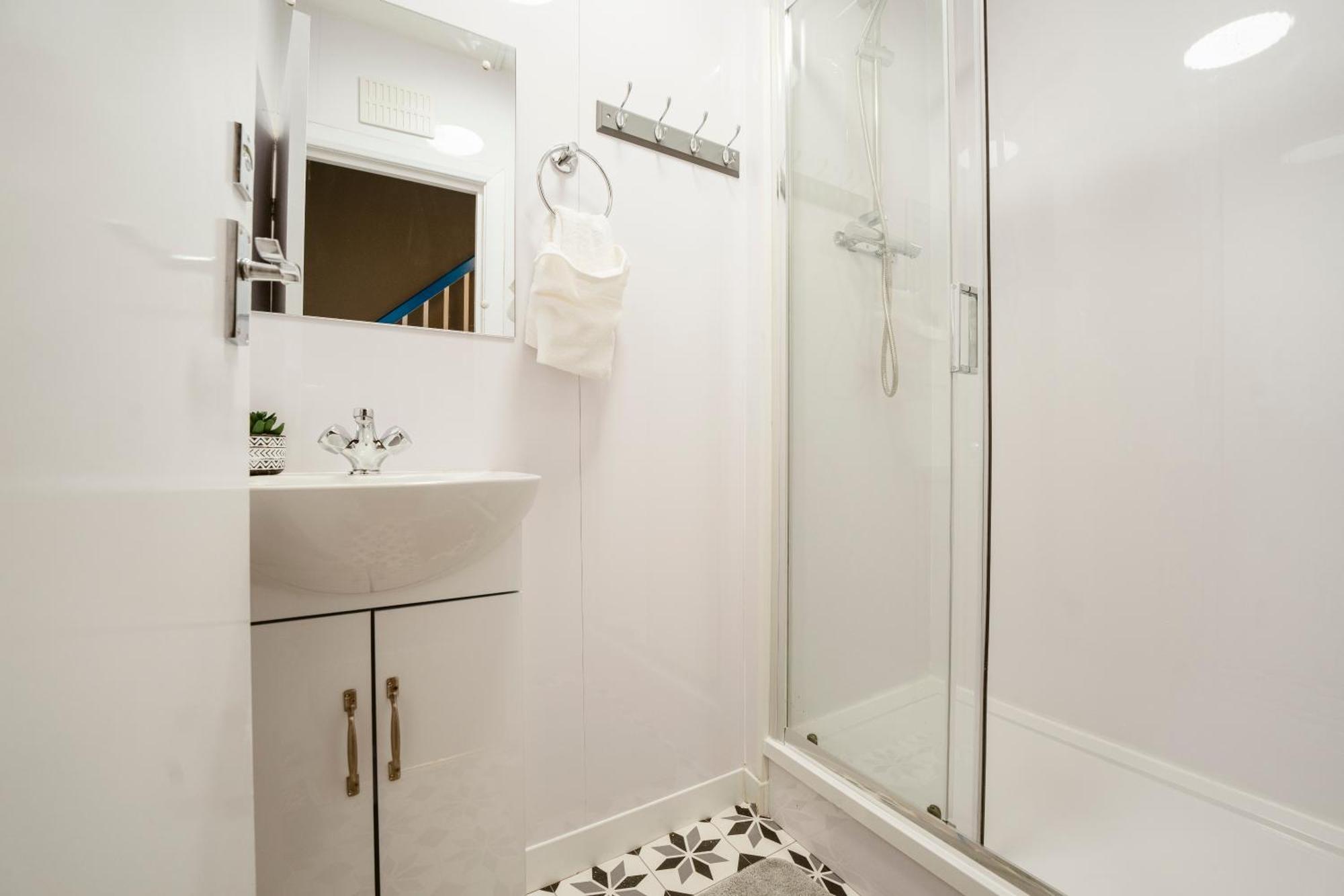 Deptford Bridge Double Rooms 伦敦 外观 照片